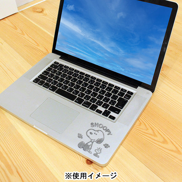 スヌーピー エンブレムステッカー (お座り)