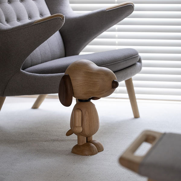 『BOYHOOD』北欧の天然オーク材オブジェ SNOOPY XL