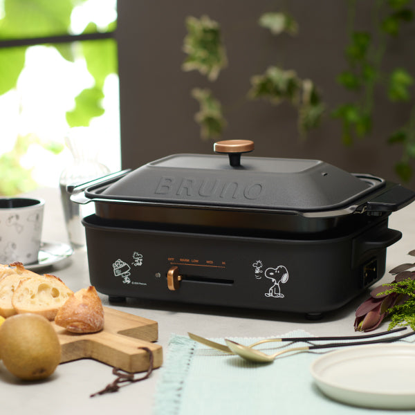 【おかいものSNOOPY限定】BRUNOコンパクトホットプレート&セラミックコート鍋セット (SNOOPY&Woodstock/キャストブラック)