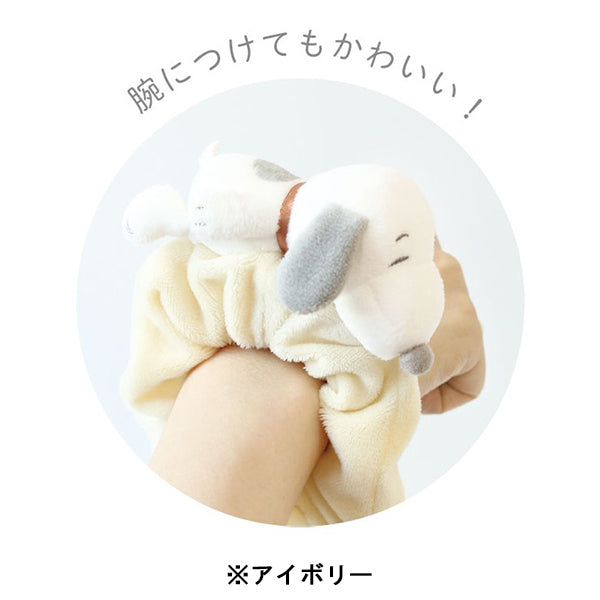 スヌーピー マスコットつきシュシュ