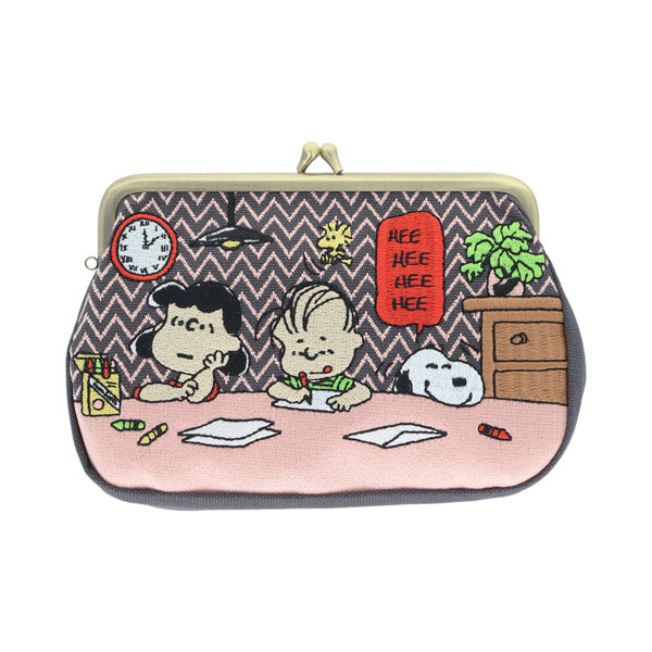 アレキサンダーヘンリーポーチ＆がま口 ぷー太様リクエスト専用ページ スヌーピー 畳刺繍ペンポーチ がま口 (フレンズ)