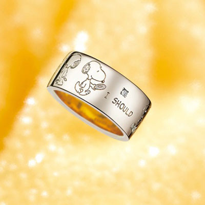 ハッピーコミック・スヌーピー ダイヤモンドとシルバーの宝飾リング(思いやり)
