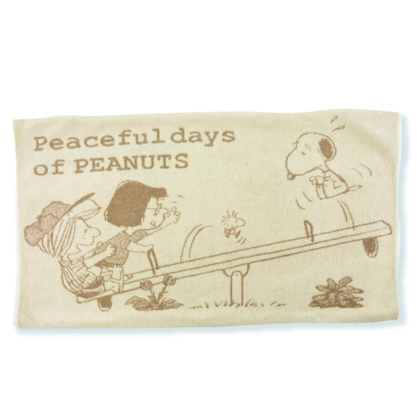 スヌーピー のびのびタオルピロー (Peaceful days of PEANUTS)