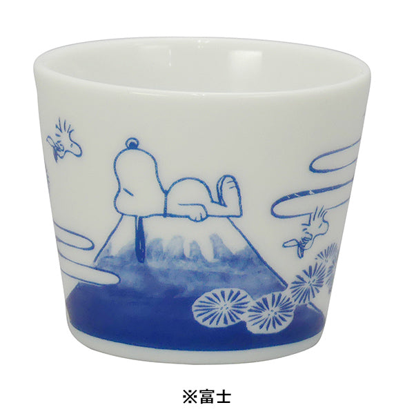 スヌーピー飾り棚　陶器ミニカップ30個 スヌーピー ミニカップ (縁起ものシリーズ)