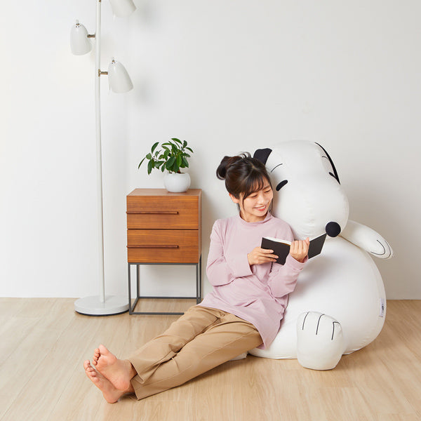 Yogibo Hugger SNOOPY PEANUTS 75th Anniversary Edition
