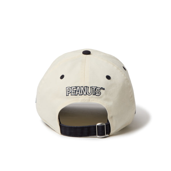 PEANUTS NEW ERA キャップ（920 PEANUTS SNOOPY AND OLAF CHR NVY）