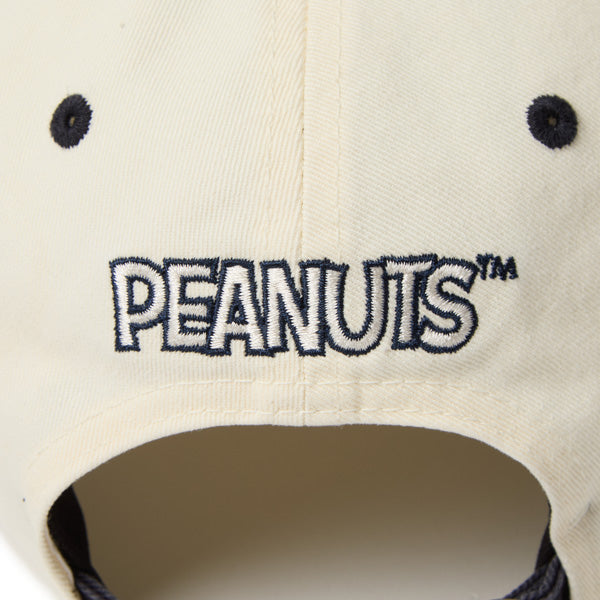 PEANUTS NEW ERA キャップ（920 PEANUTS SNOOPY AND OLAF CHR NVY）